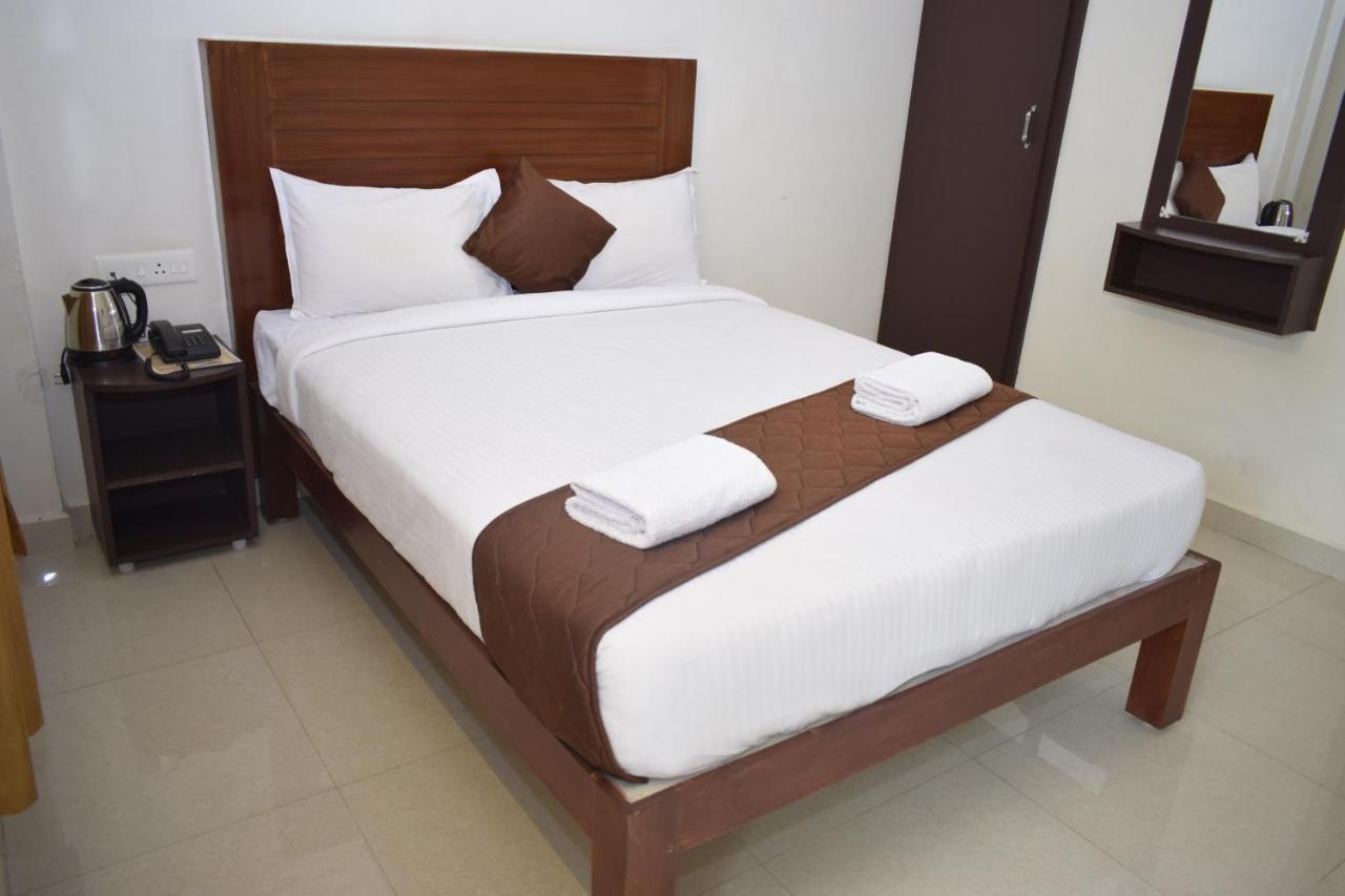 Hotel Rani Residency Puducherry Exterior foto