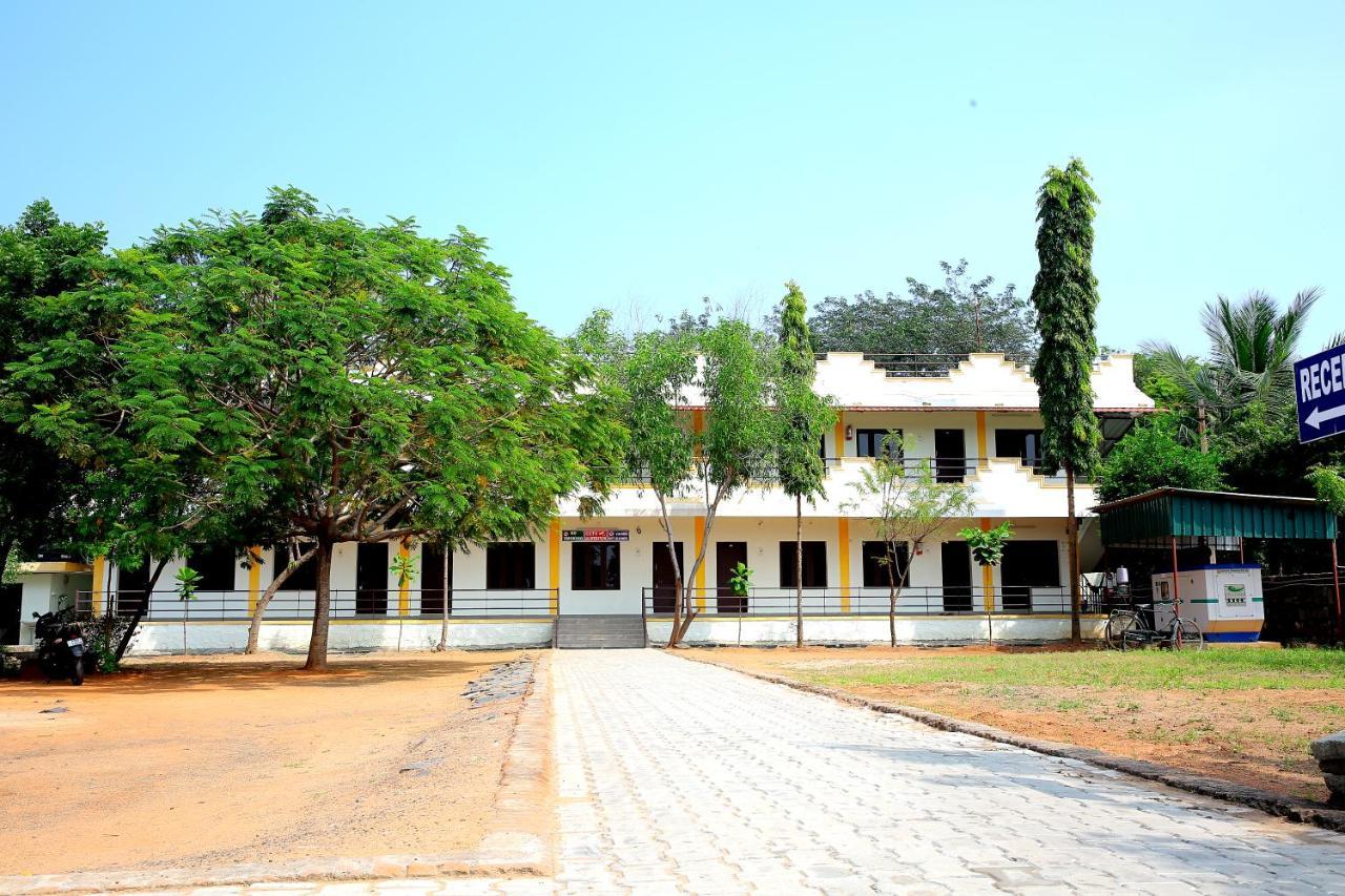 Hotel Rani Residency Puducherry Exterior foto