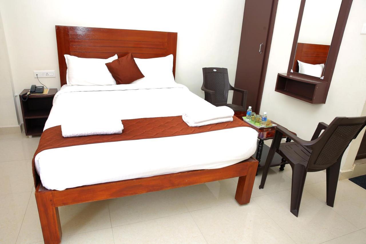 Hotel Rani Residency Puducherry Exterior foto