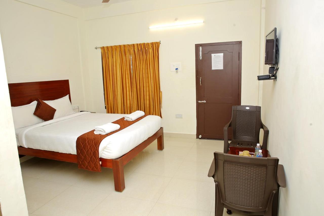 Hotel Rani Residency Puducherry Exterior foto