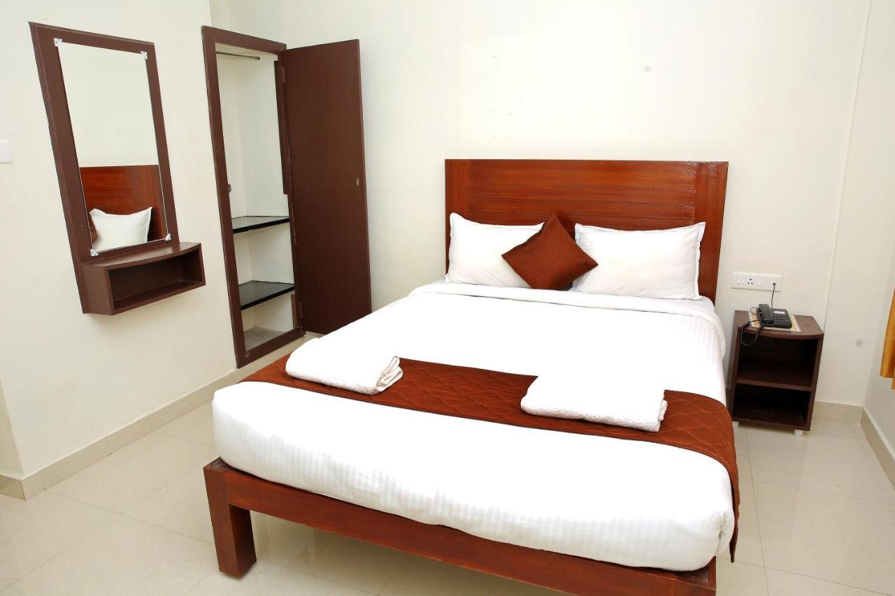 Hotel Rani Residency Puducherry Exterior foto